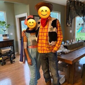 Woody Costume for Adults - Yellow and Black